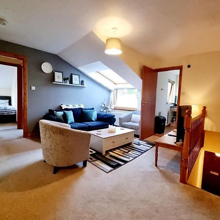 Stylish 2 Bedroom - 2 Miles Inverness City Centre ภายนอก รูปภาพ