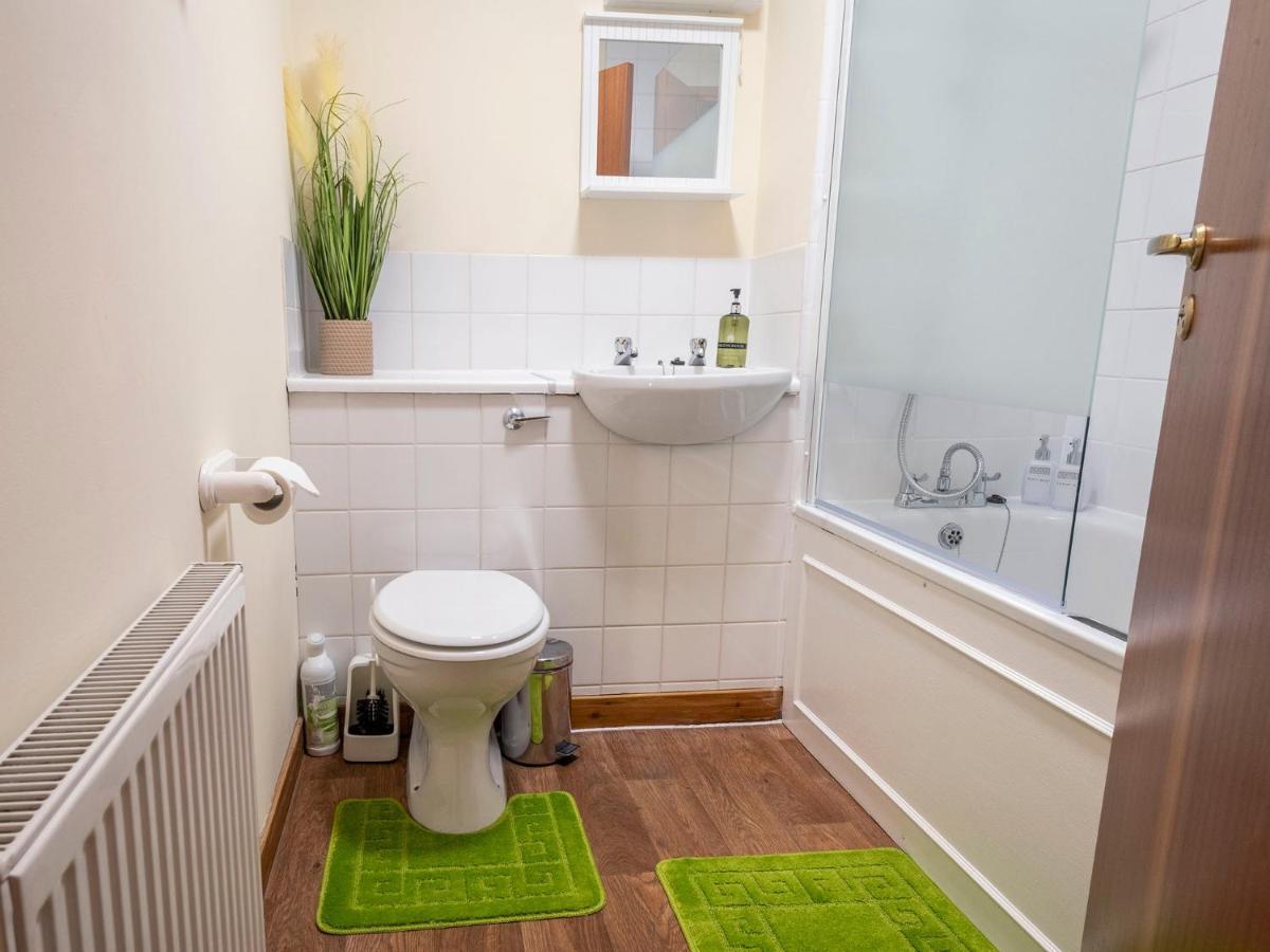 Stylish 2 Bedroom - 2 Miles Inverness City Centre ภายนอก รูปภาพ