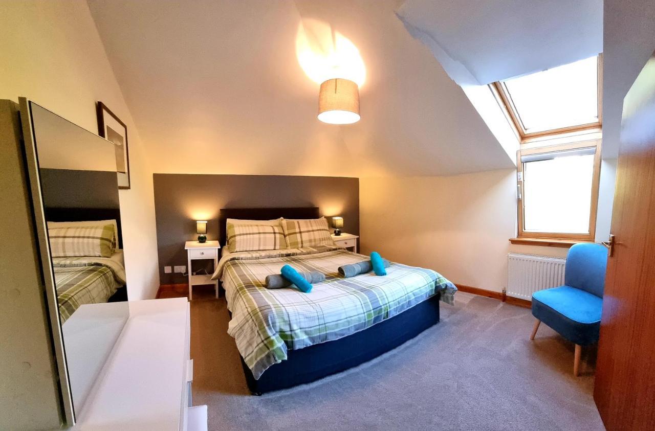 Stylish 2 Bedroom - 2 Miles Inverness City Centre ภายนอก รูปภาพ